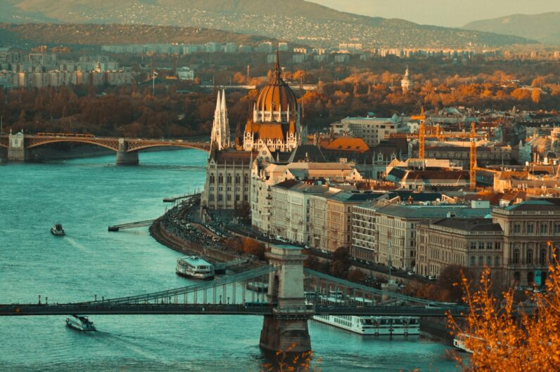 Los mejores balnearios de Budapest: así es la experiencia terapéutica del agua milenaria en Hungría