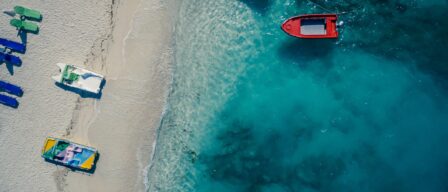 Por qué tienes que ir a Albania antes que nadie: islas secretas, playas espectaculares y  pueblos medievales