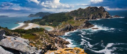 La mejor playa del mundo está en las Islas Cíes: te contamos cómo llegar y qué hacer allí