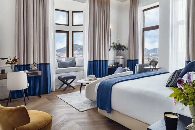 ¿Merece la pena pagar por quedarte más tiempo en la habitación del hotel? Qué es el early check-in y el late check-out