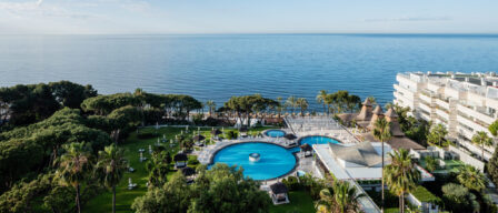 Por qué deberías alojarte alguna vez en la vida en el mítico hotel Don Pepe Gran Meliá, que este año celebra su 60 aniversario
