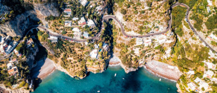 Si te gusta conducir, estas son las tres carreteras europeas de culto con curvas perfectas y paisajes increíbles
