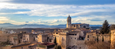 El hotel medieval más bonito de Girona: un palacio barroco que lleva el lujo silencioso al casco antiguo