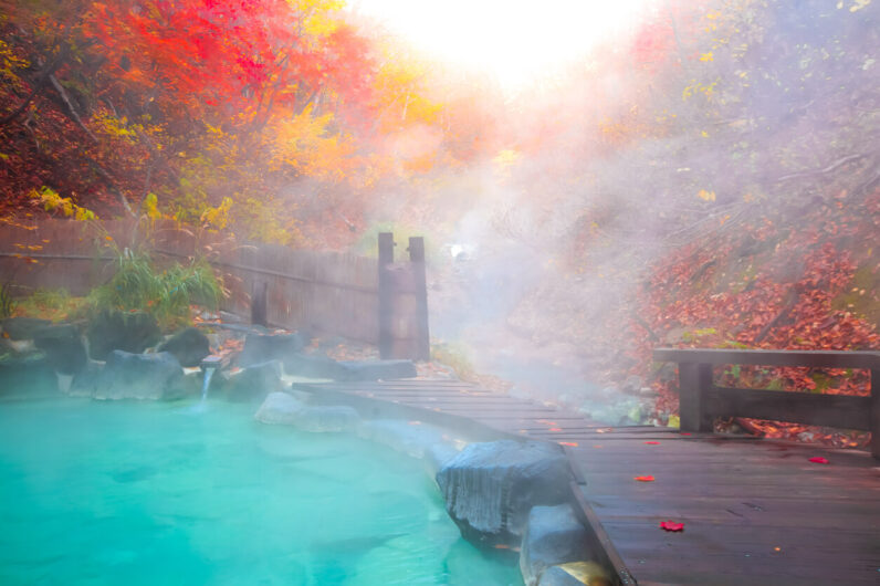 Ni Budapest ni Japón, los mejores balnearios de aguas termales al aire libre están en España