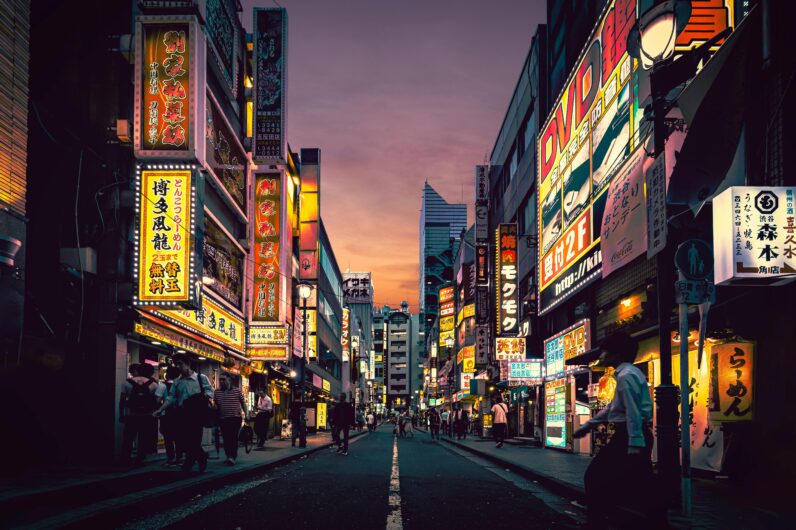 Por qué viajan a Tokio los influencers: la ruta de siete puntos para descubrir la ciudad más alucinante de Japón