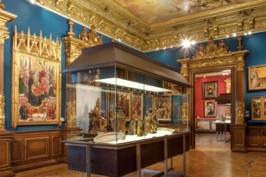 El museo más exclusivo de Madrid tiene una colección secreta de joyas reales, cuadros de El Greco y obras de Goya