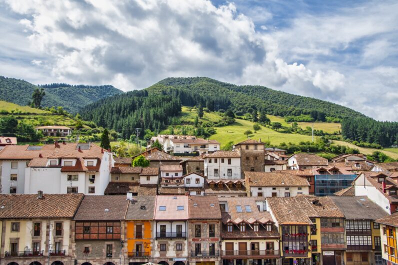 Este es el pueblo del norte donde se come el cocido más impresionante de España