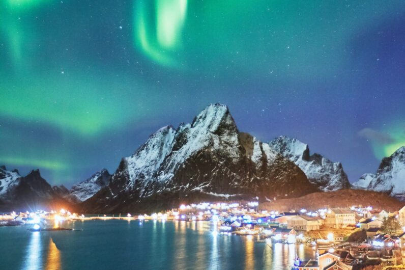 Los secretos de las auroras boreales: esto es todo lo que tienes que saber para disfrutar de las luces del norte