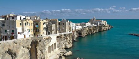 La ruta definitiva por Italia para Semana Santa: un viaje por Apulia, la región de los pueblos blancos