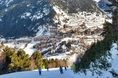 Guía para tu viaje a Andorra: qué ver y hacer entre pistas de esquí y balnearios de lujo