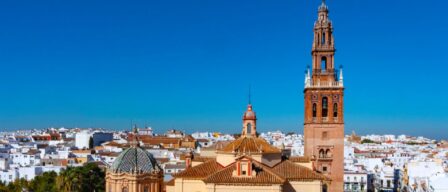 Dicen que este pueblo de Sevilla es el más bonito de Andalucía: te contamos por qué