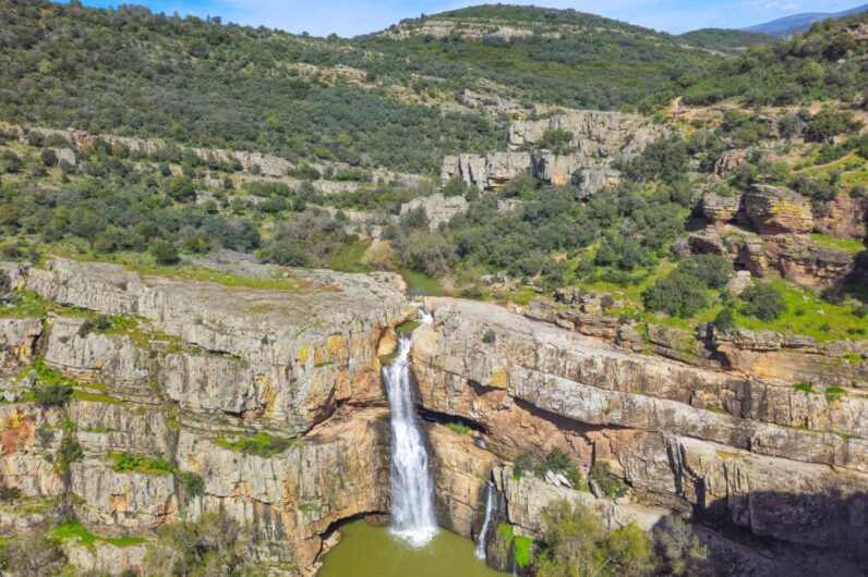 Dicen que son las cataratas del Niágara de Andalucía, así es la cascada más alta de Jaén