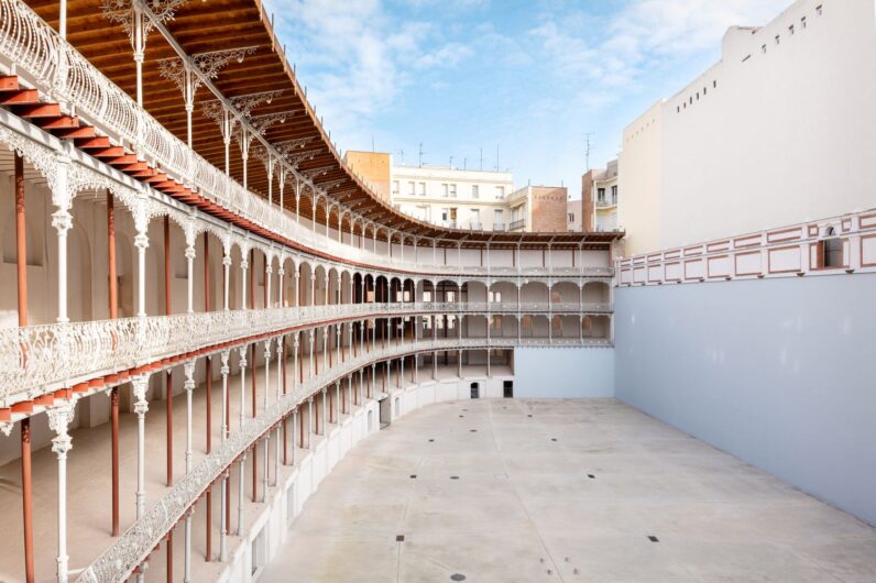 El mejor plan para el fin de semana es esta ruta por los lugares secretos de Madrid de principios del siglo XX que han aguantado el paso del tiempo