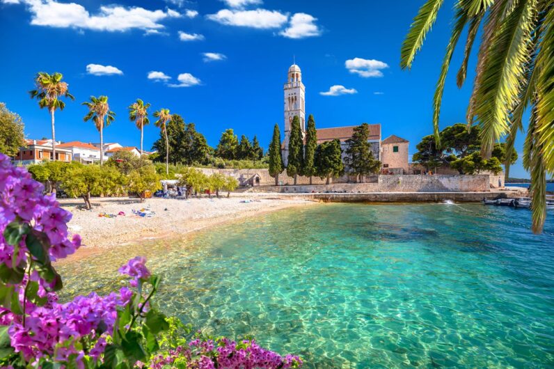 El paraíso está en Croacia: una joya secreta llena de campos de lavanda y aguas cristalinas