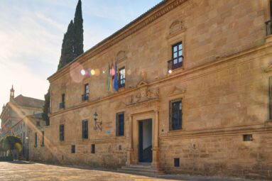 Este palacio convertido en parador está en una ciudad Patrimonio de la Humanidad y es una joya renacentista