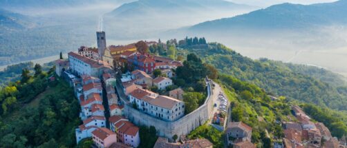 Murallas medievales, vinos croatas y aires venecianos en este pueblo que parece de película y apenas recibe turistas