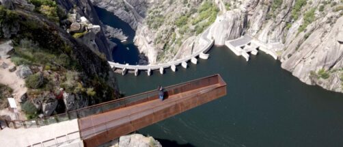 Esta ruta de senderismo termina en el mirador más impresionante de España: está en las Arribes del Duero, a 300 metros sobre el vacío