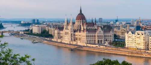 Ni Berlín ni  Praga, el barrio más alternativo de Europa está en Budapest lleno de bares secretos y diseño emergente