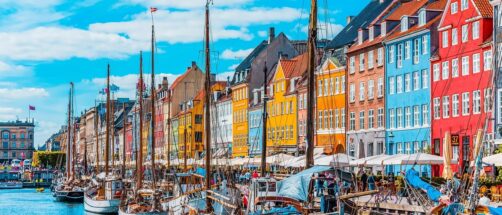 Ya sabemos cuál es la ciudad más feliz del mundo en 2025: está en Europa y estos son los motivos de su victoria