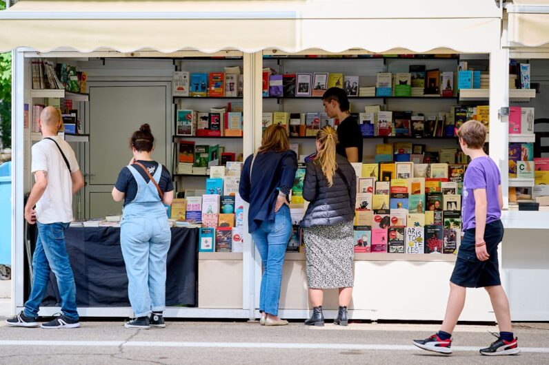 Los mejores planes culturales para el fin de semana: de la Feria del Libro de Madrid 2025 hasta las galerías de arte de Usera