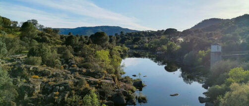 La ruta de senderismo a orillas del río Jándula que pasa por piscinas naturales espectaculares