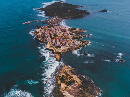 Es la isla más desconocida de España: está en la Comunidad Valenciana y puedes recorrerla en menos de dos horas