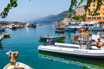 La experiencia italiana más auténtica se vive en Camogli: focaccia, chapuzón y paseo entre barcas de colores