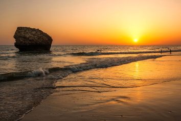 Esta es la playa más larga de España: está en Andalucía y forma parte del top mundial