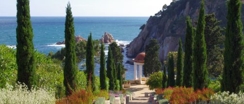 Este jardín botánico es espectacular: está en el norte de España y parece sacado de una película de Wes Anderson