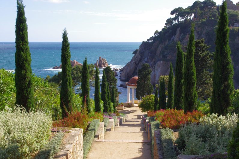 Este jardín botánico es espectacular: está en el norte de España y parece sacado de una película de Wes Anderson