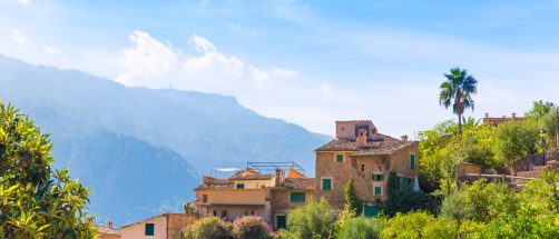 Este es el pueblo más bonito de Mallorca: tiene vistas a la Tramontana