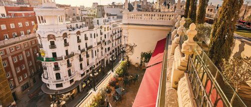 Cinco claves para disfrutar del estío en un hotel urbano