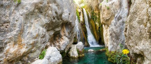 Esta es la mejor escapada de fin de semana: tiene cascadas, pozas y piscinas naturales