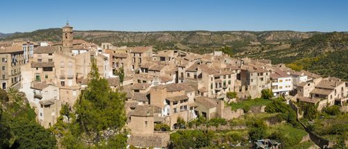 Rodeado de piscinas naturales y con pasado árabe: así es el pueblo más bonito de Castilla-La Mancha