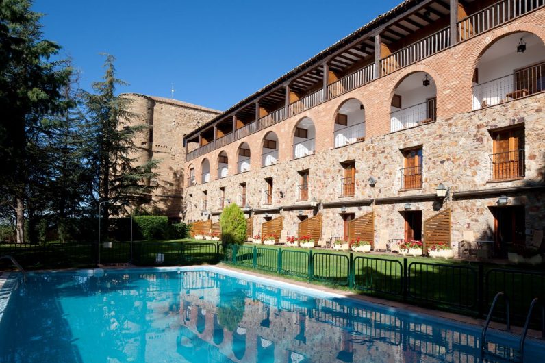Este es el parador más histórico de España: está dentro de un castillo del siglo XII y fue testigo de la unión de Castilla y León