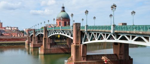Lo llaman el pequeño París: esta es la ciudad con más glamour del sur de Francia