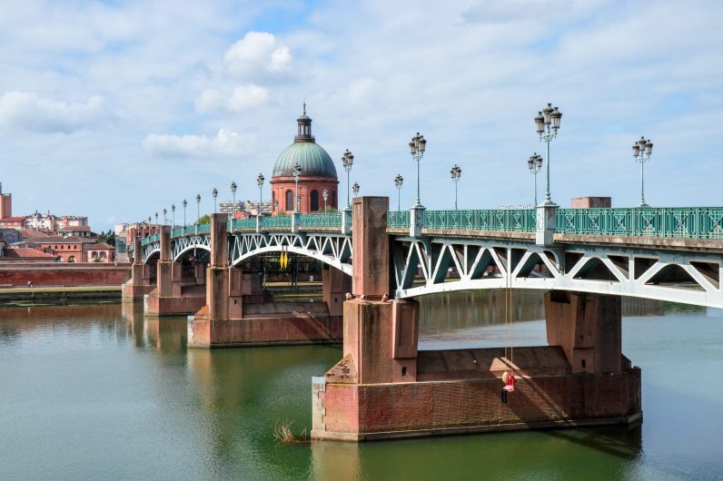 Lo llaman el pequeño París: esta es la ciudad con más glamour del sur de Francia