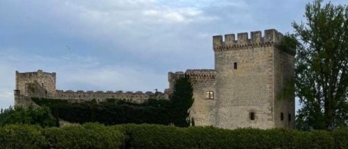 Ni el Alcázar de Segovia ni el castillo de la Mota, esta es la fortaleza medieval de Castilla y León donde vivió el Cid