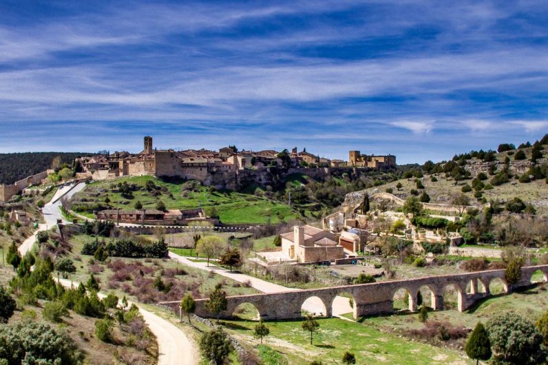 De Trillo a Sepúlveda: estos son los cinco pueblos más bonitos a una hora de Madrid