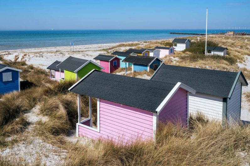Cabañas en la playa y poco turismo: así son los pueblos más bonitos de Suecia 