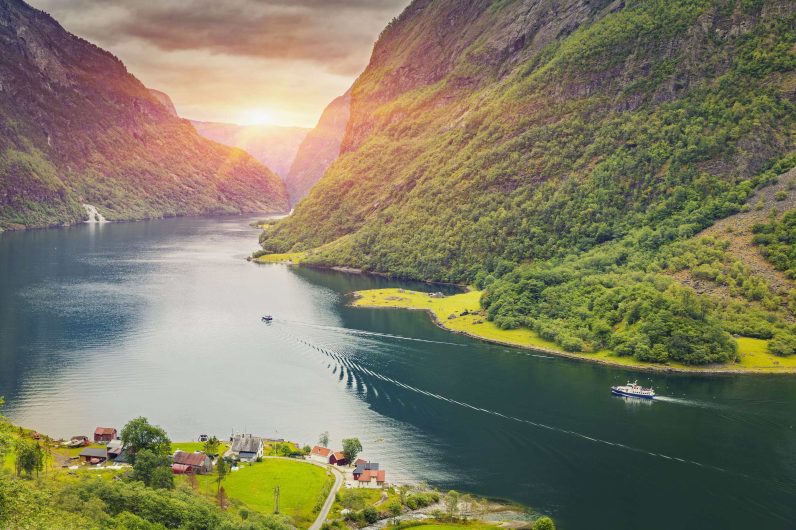 El fiordo más pequeño de Noruega es también el más espectacular: un paisaje natural precioso que casi nadie conoce