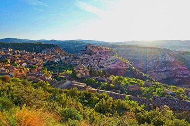Dicen que es el pueblo más bonito del mundo: está en Huesca y es de origen medieval