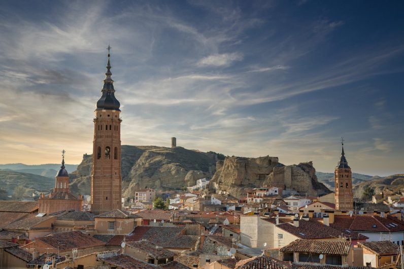 Este pueblo de herencia mudéjar es la mejor escapada de invierno: está en Aragón y su arquitectura es Patrimonio de la Humanidad