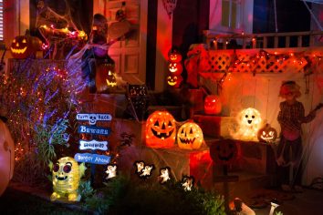 El mejor lugar para celebrar Halloween está en España: un pueblo cerca de Madrid que se transforma en una película de miedo