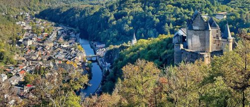 Este pueblo medieval en Luxemburgo tiene un castillo que te dejará sin palabras