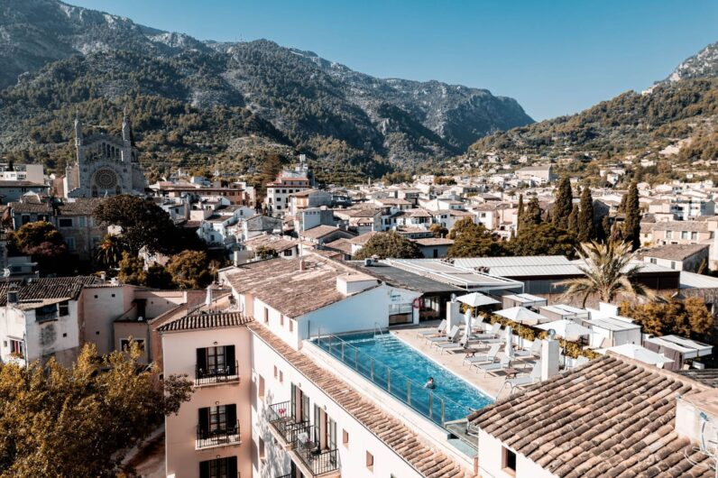 La forma m&aacute;s pausada de disfrutar de Mallorca es este hotel de estilo Art Nouveau donde se retiraban los grandes viajeros del XIX