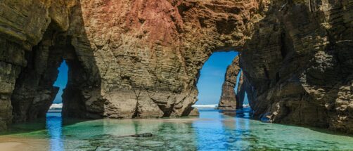 Acantilados de infarto y playas incre&iacute;bles: as&iacute; es Ribadeo, la puerta gallega al Cant&aacute;brico