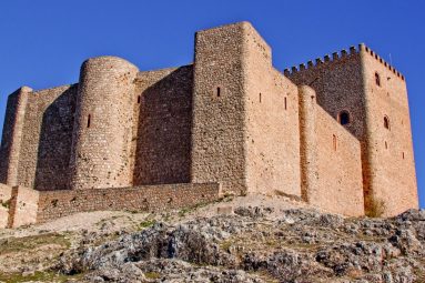 El castillo más impresionante de Andalucía es un tesoro medieval del siglo XIII: se puede visitar