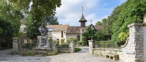 Este es el pueblo m&aacute;s bonito de Francia: est&aacute; a un paso de Par&iacute;s y es el favorito de los pintores