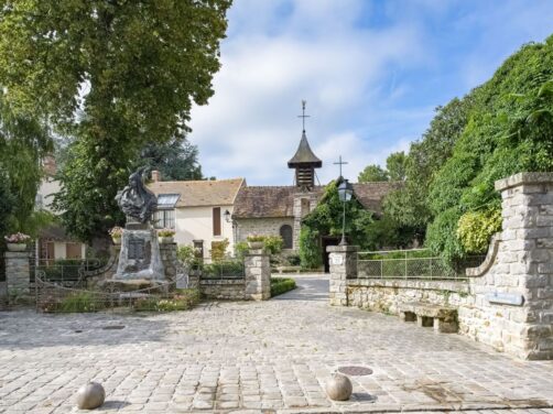 Este es el pueblo m&aacute;s bonito de Francia: est&aacute; a un paso de Par&iacute;s y es el favorito de los pintores